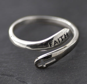 Ring-Eden Merry-Faith/Cross Adjustable