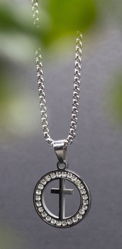 Necklace-Eden Merry-Circle Cross-Silver