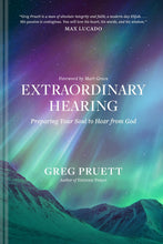 Tyndale House Publishers  Extraordinary Hearing Preparing Your Soul to Hear From God Book
