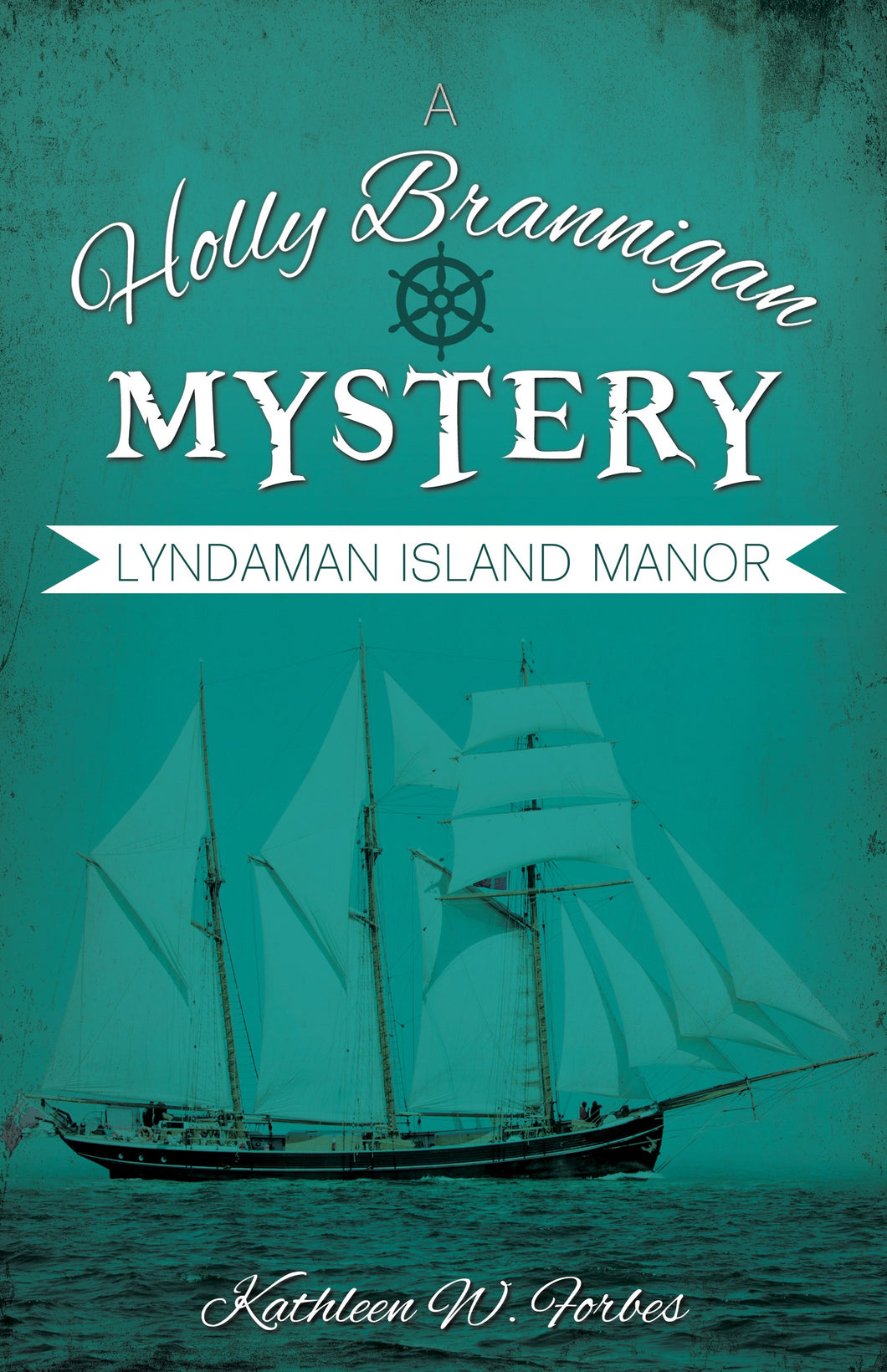 Lyndaman Island Manor (Holly Brannigan Mystery #4)