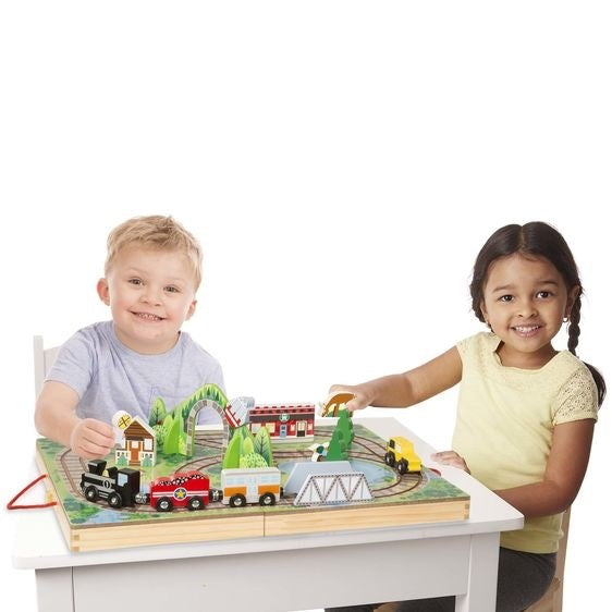 Toy-Take-Along Railroad (17 Pieces) (Ages 3+)