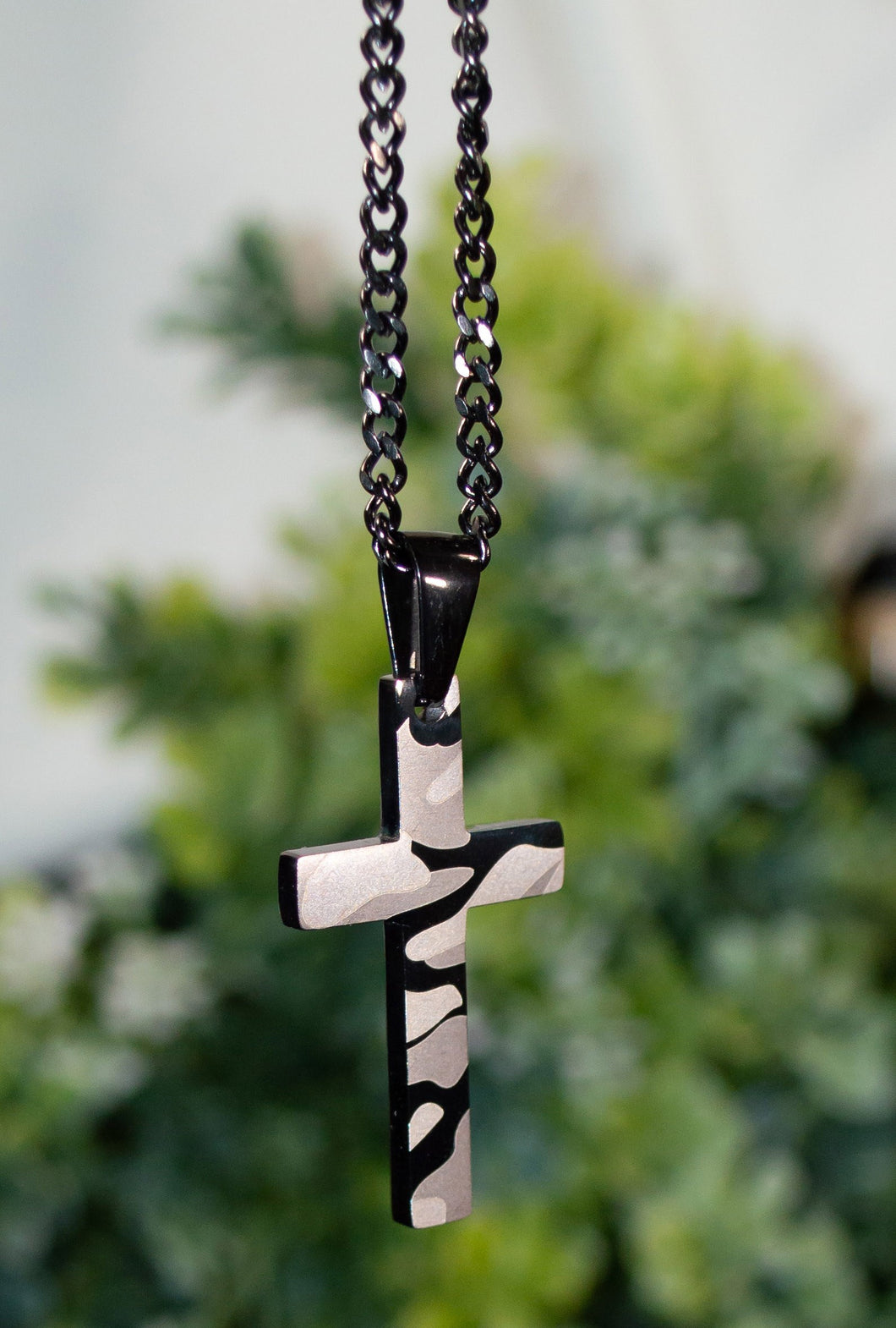 Necklace-Cross-Camo/Black (24